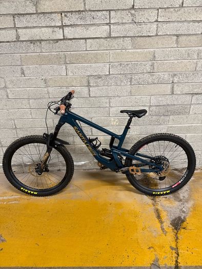 Santa cruz nomad C 2018 (Perfect starter set
