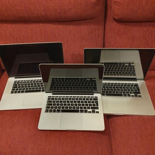 3 Macbook pro Apple laptops - parts or fix- all 3 for 120