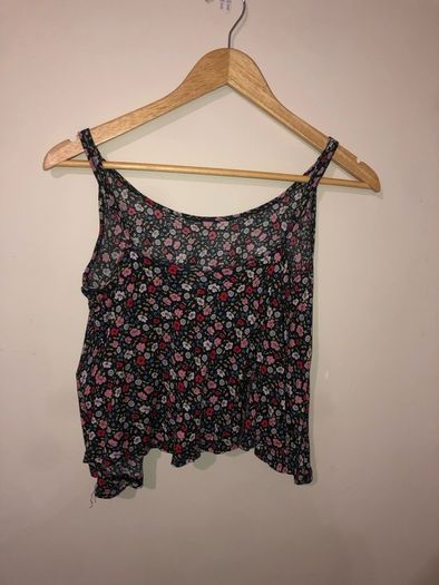 Floral top (size 8)