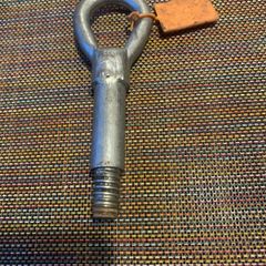 Heavy duty eye bolt
