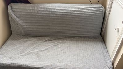 pull out sofa bed