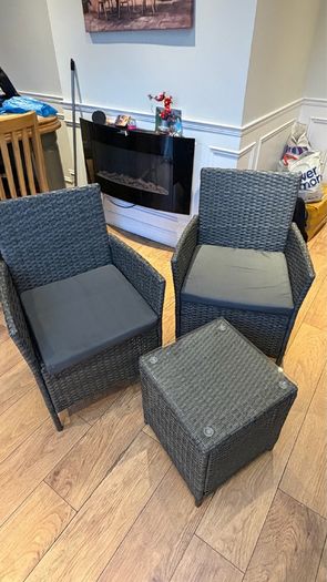 2 Seater and table Rattan Garden Furniture