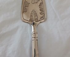 Vintage Mayell cake server. SILVER PLATED 10 inch. .