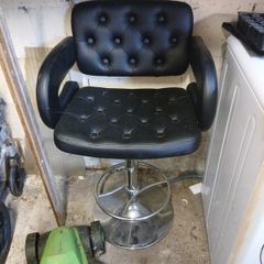 Kitchen bar stool