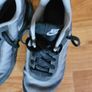 nike size 4 adult Image 3