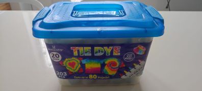 Tie dye kit