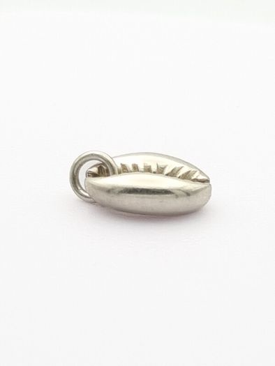 Vintage 925 Sterling Silver Cowrie Shell Charm Pendant