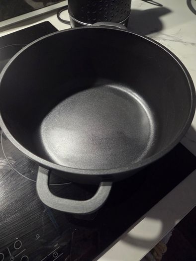 Cooking pot