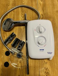 Triton Rally II electric shower
