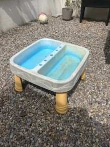 Free kids sandpit