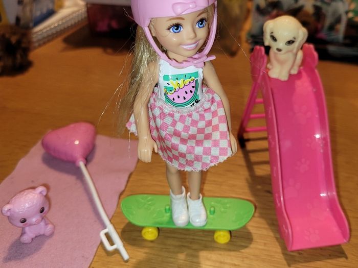 Barbie Chelsea playset