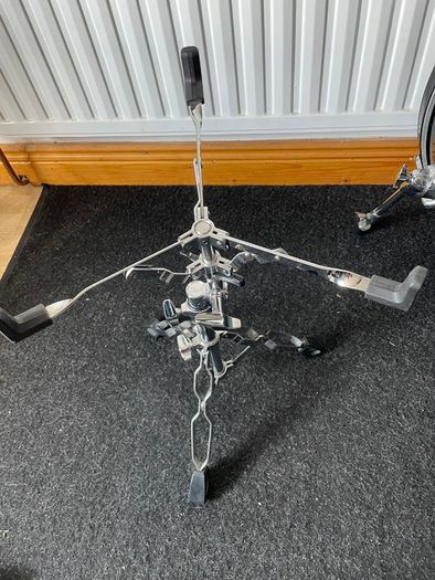 Pearl snare drum stand