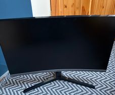 Samsung 27" Curve monitor