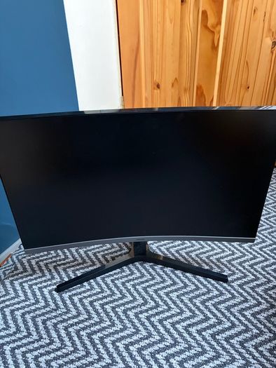 Samsung 27" Curve monitor