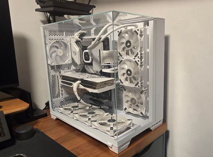 Custom Built Lian-Li White Artic Build RGB Desktop Gaming PC - Windows 11 Pro,Intel i7,3TB SSD,8GB GPU,64GB RAM,850 PSU, Corsair RGB Fans