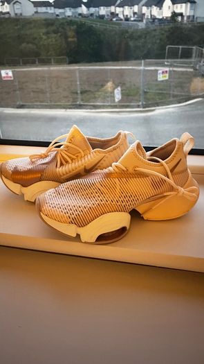 Training shoe