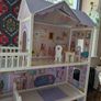 Large Doll house Image 3