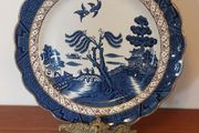 Fabulous &amp; Collectable Booths Real Old Willow 8.5" Salad Plate in the Mid Blue, Sepia &amp; Gilt Version