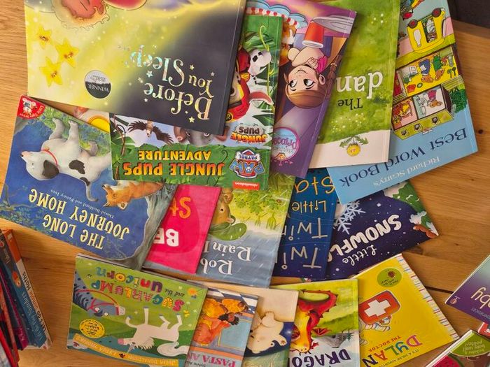 Childrens books bundle