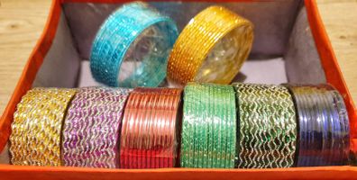 CLEARANCE lot of 96 bangles new sealed