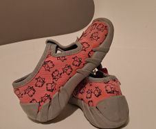 Toddler's shoes