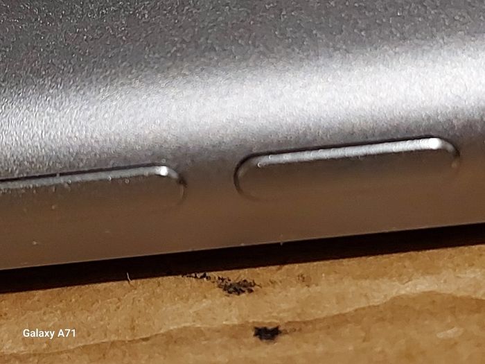Apple Ipad Air, Excellent cosmetic condition, not powering on, for parts or repair