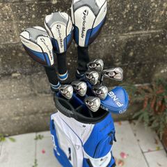 Full set of left handed golf clubs