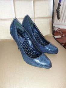 Brand New Lovely High Heels UK 4