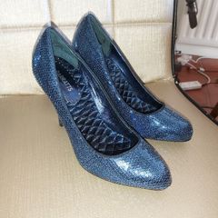 Brand New Lovely High Heels UK 4