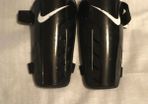 Nike Adult Knee Guards
