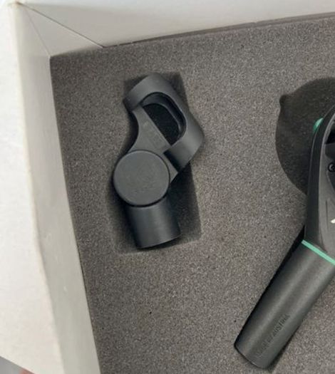 Akg D112