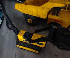 Tonka trucks dump truck and excavator