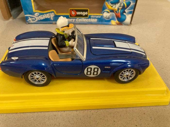 Disney Donald Duck AC Cobra 1/24 Burago
