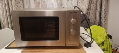 Bosch HMT72M450 800 watt Microwave Oven