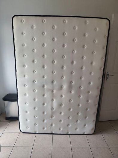 Double bed Foam mattress 190cm X 140cm X 20cm