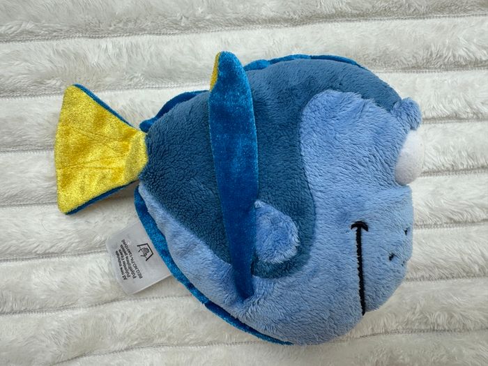 Finding Nemo Dory Plush Disney Store Used Please see pictures