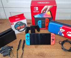Nintendo Switch OLED 64GB Boxed + Extras