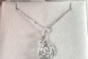 Sterling silver ladies necklace and pendant