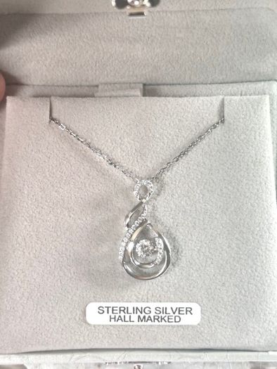 Sterling silver ladies necklace and pendant