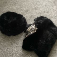 Laura Ashley Women's furry snood and hat