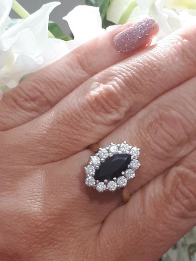 Vintage Gold Sapphire Cluster Ring