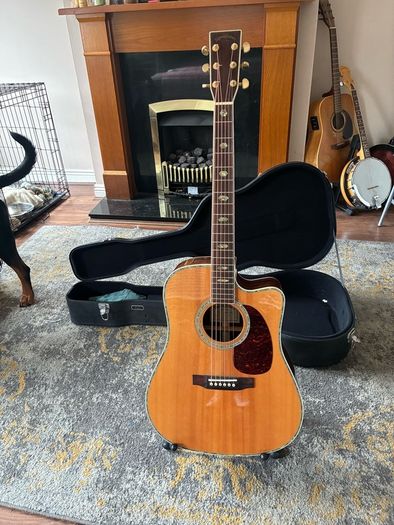 sigma semi acoustic guitar