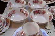 Colclough "Wayside" tea and dinnerware