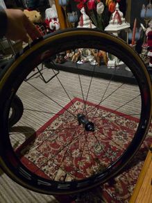 Road bike wheelset