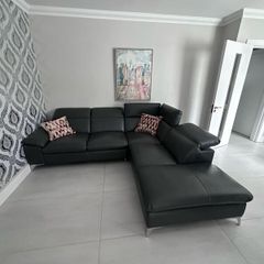 Leather comer sofa 250cm x 240cm
