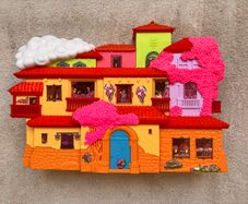 Disney Encanto Casa Madrigal Playset Jakks Pacific Used Please see photos