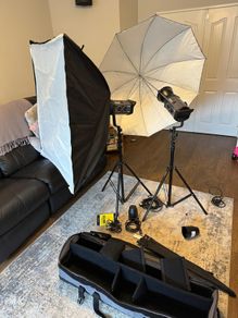 Bowens 750W studio strobes
