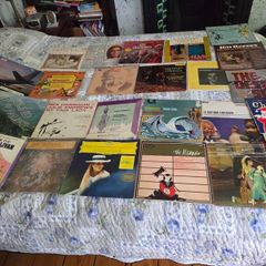 Sellection of vintage LPs and gramophone records