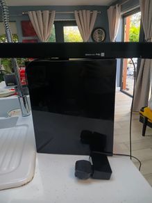 speaker and sound bar