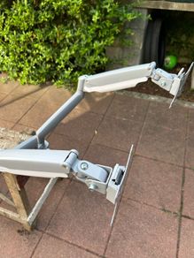 Dual Monitor Arm